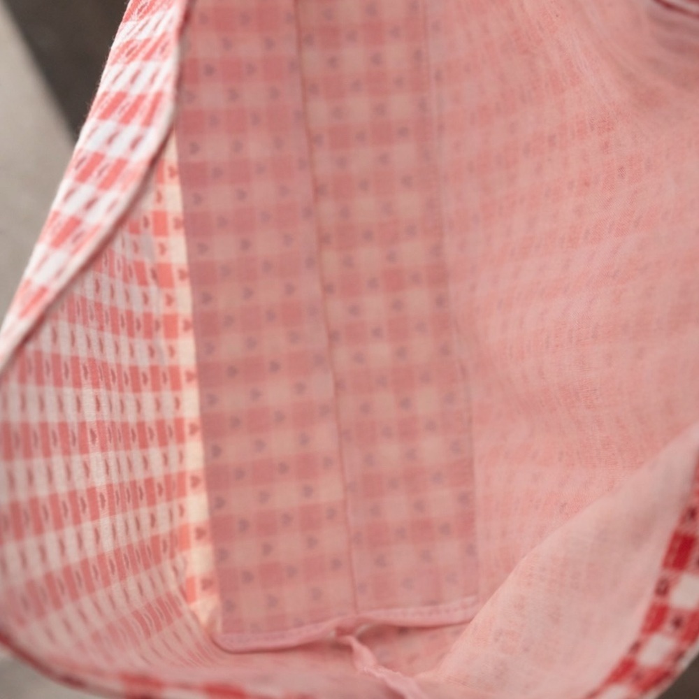 Red Checkered Tote Bag - Picture 4 of 5